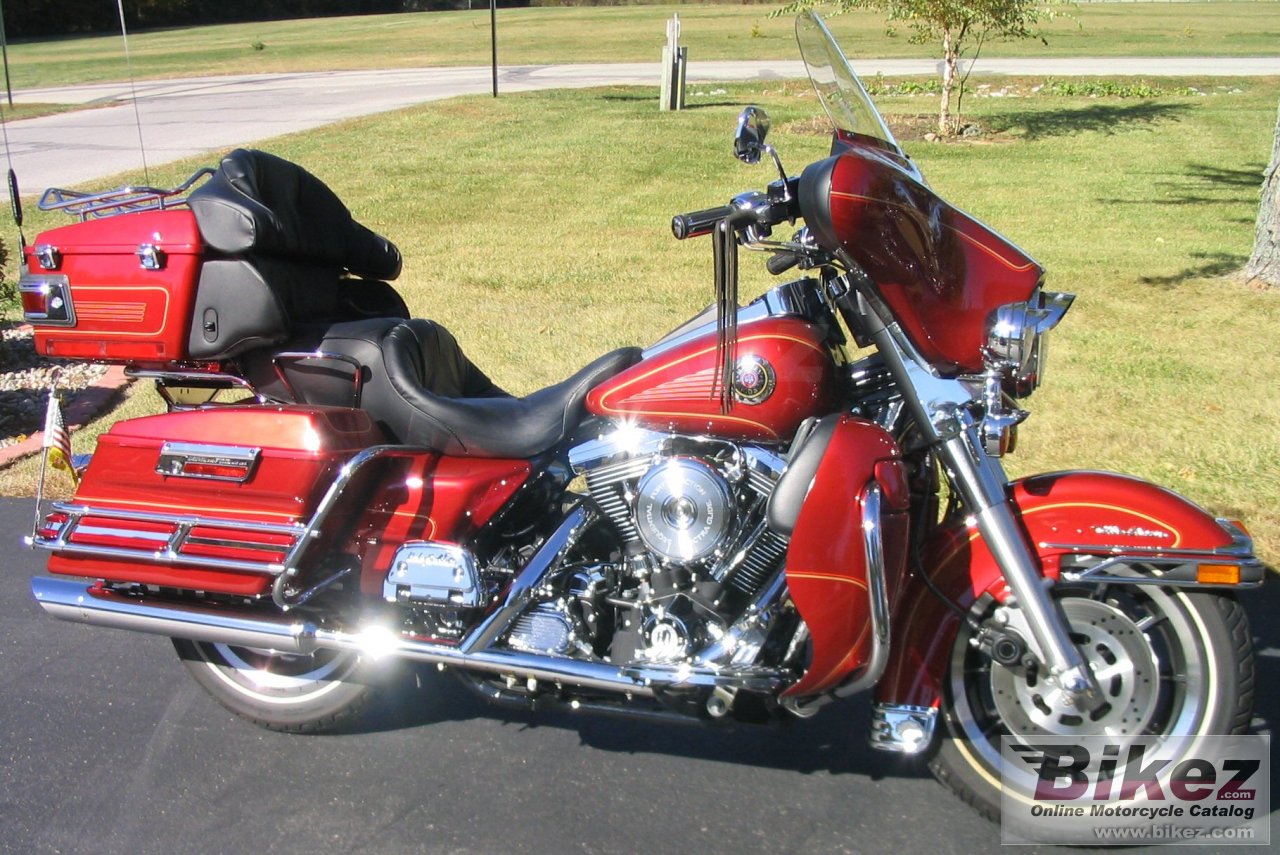 Big Mike Banks ultra classic electra glide picture and wallpaper from Bikez.com